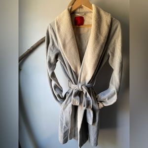 2000s Victoria Secret Bathrobe Small